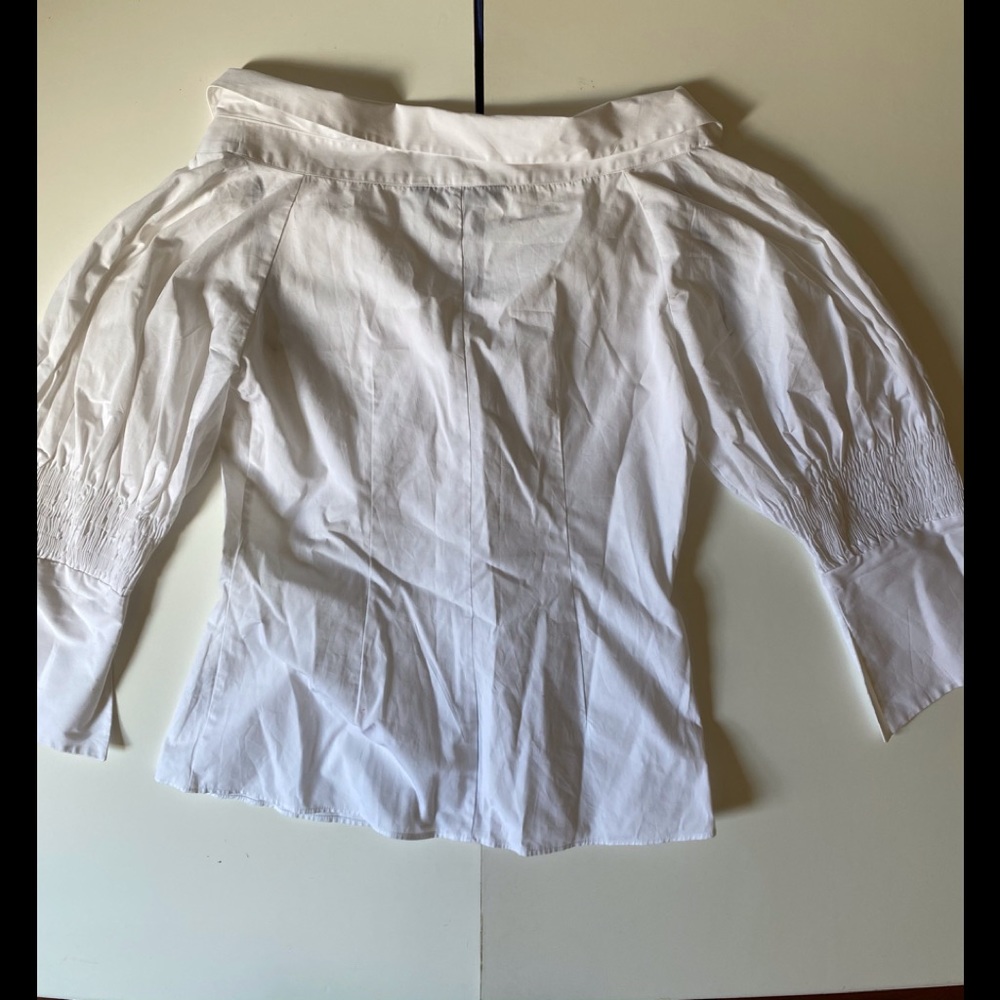 Puffy sleeve blouse!